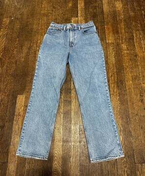 Abercrombie & Fitch Curve Love '90s Straight Ultra High Rise Jeans Size 27/4S